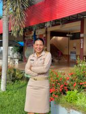 นางสาวชุลีพร ชูเพชร