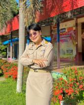 นางสาวปภาวี หงส์พิริยะกุล